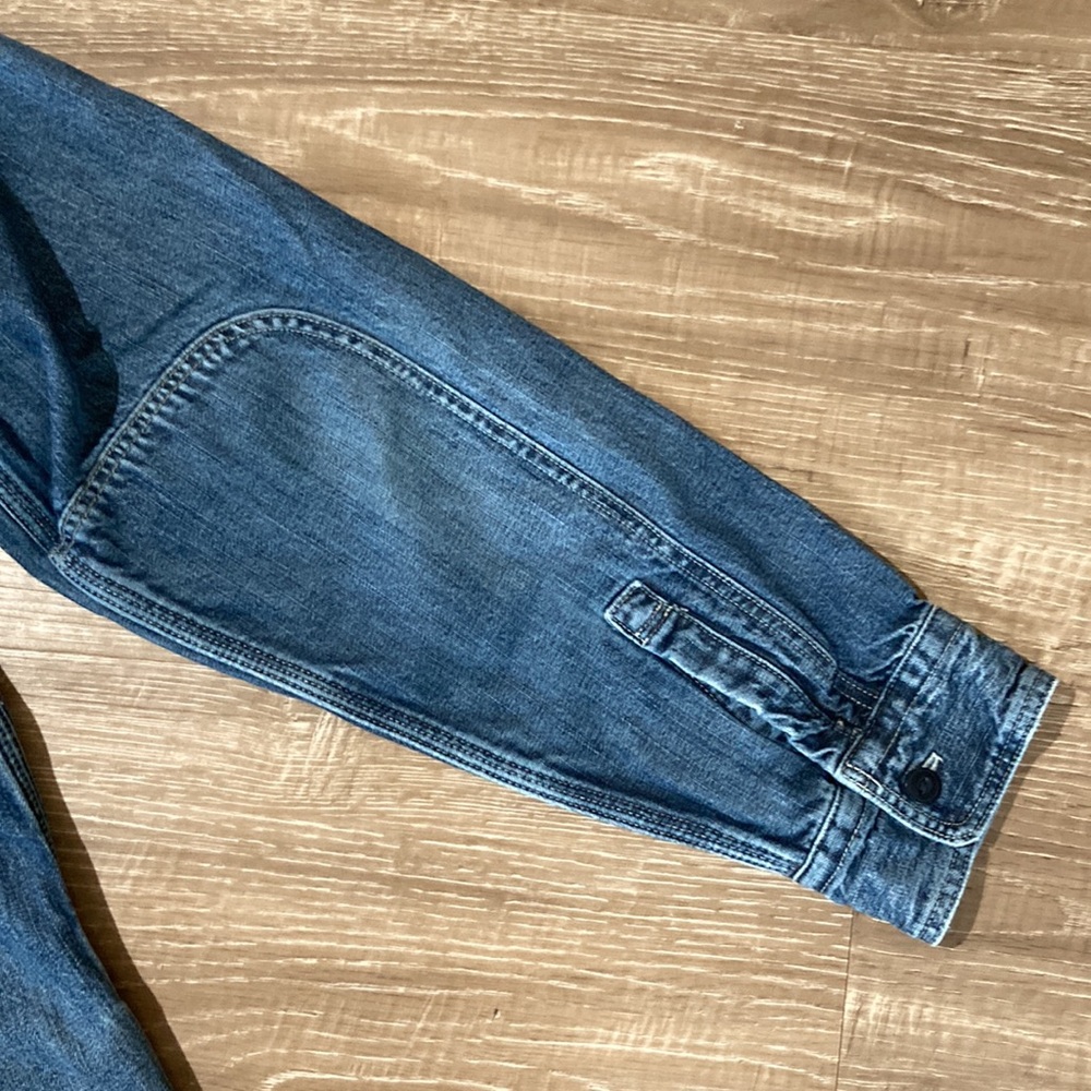 Gap Denim Shirt - Picture 4 of 6